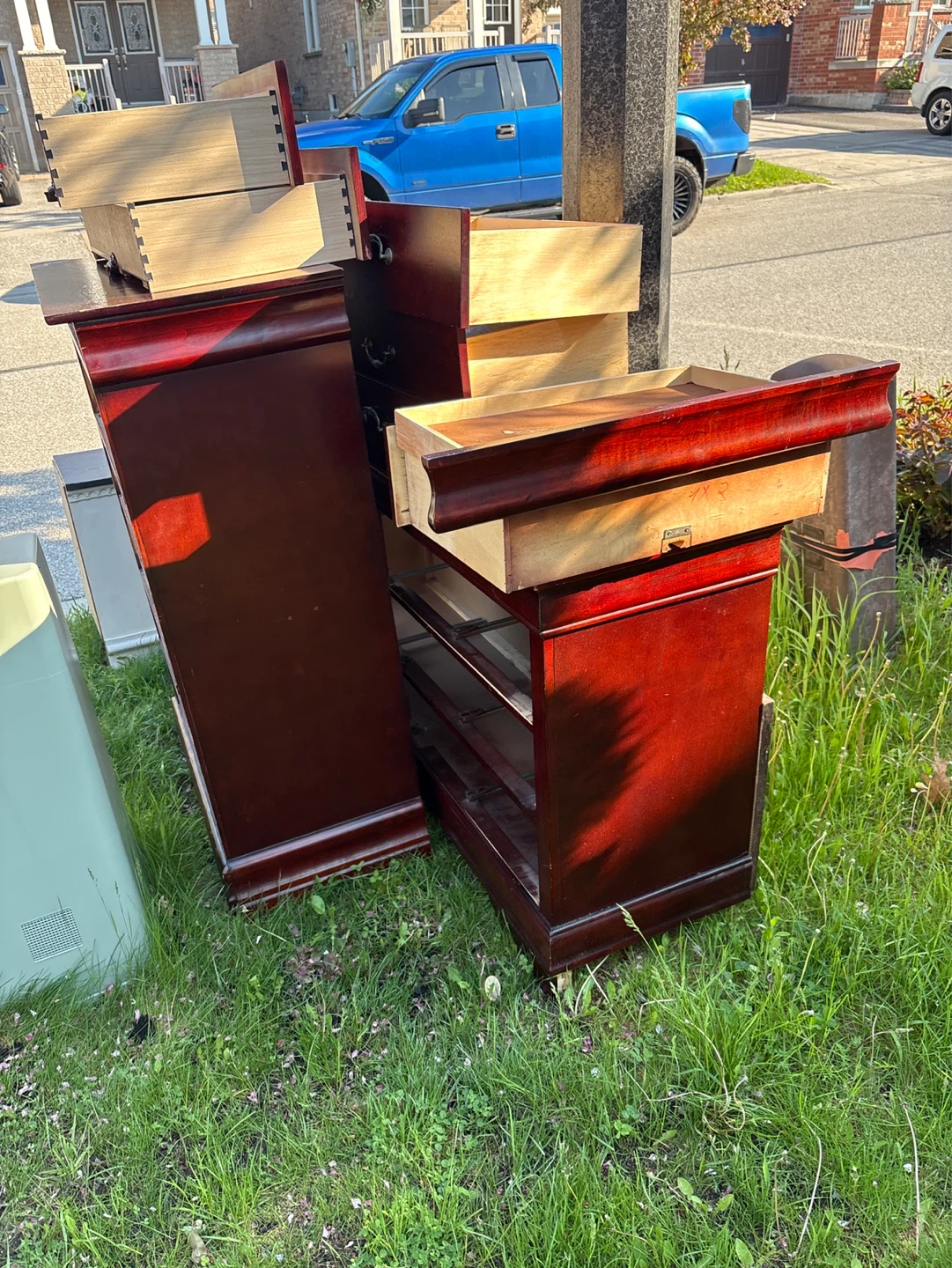 Free Tallboy Wood dresser and 6 drawer dresser FREE - photo 2