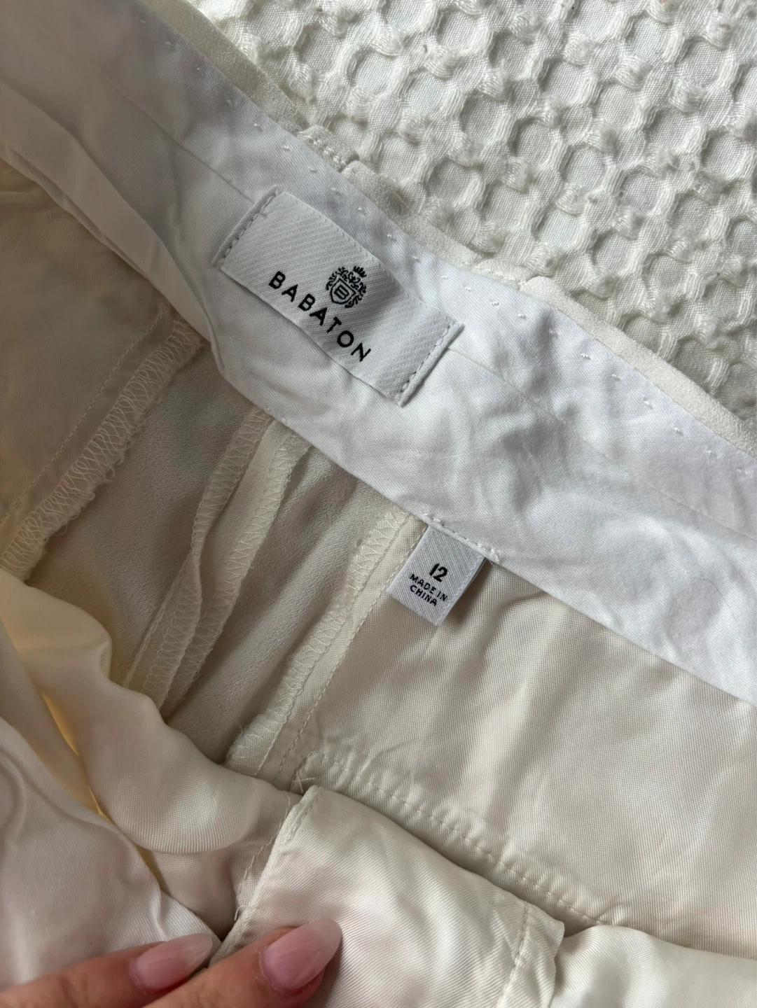Babaton Women's Cream Shorts Size 12 - photo 3