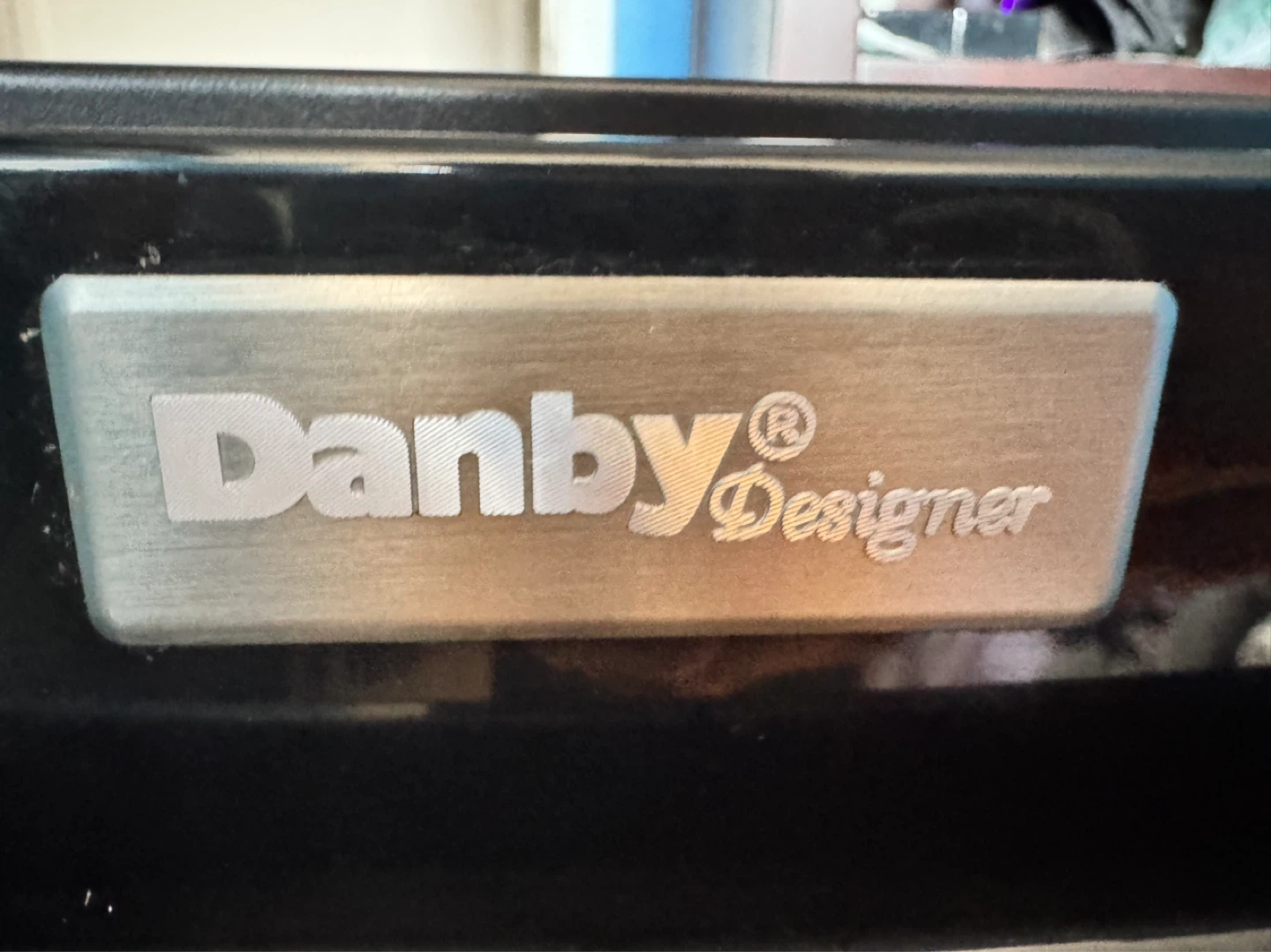 Danby Designer Mini Fridge (4.4 Cu. Ft.) - Works Perfectly!! - photo 3