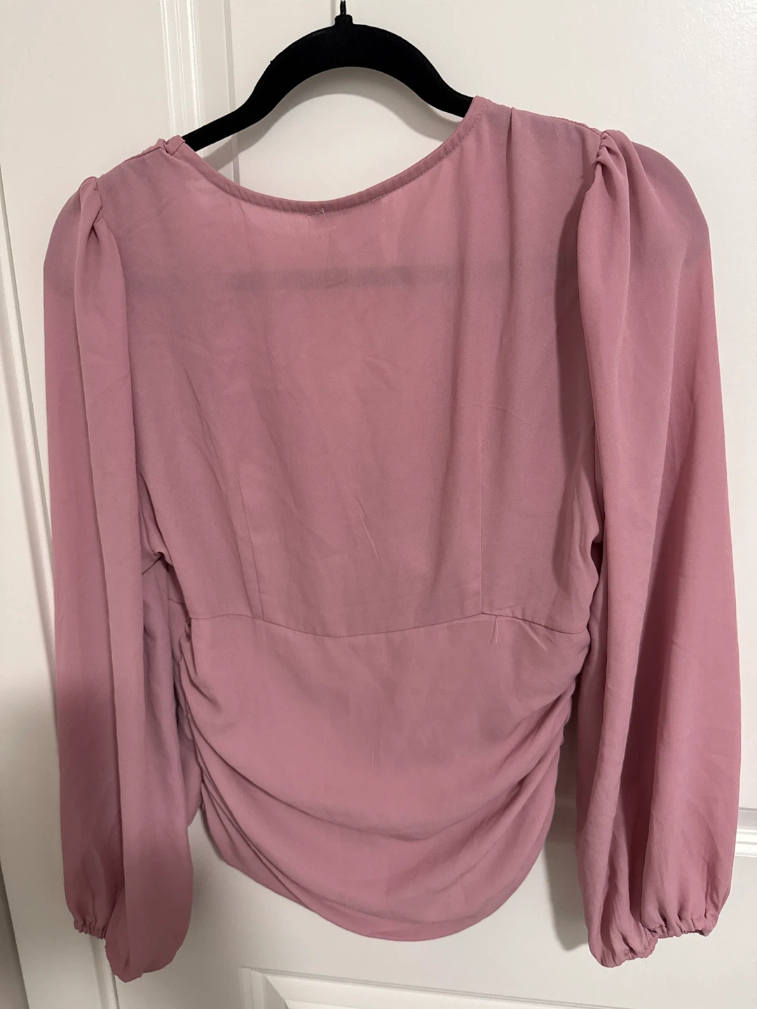 Blush Pink Ruched V-Neck Long Sleeve Top - Size M - photo 2
