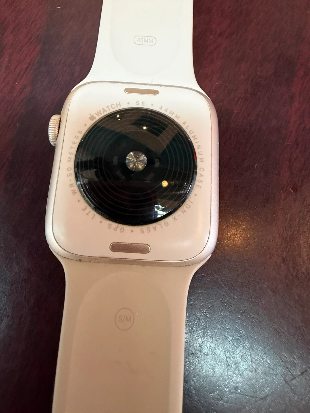 Apple Watch SE 44mm with Charger - photo 3