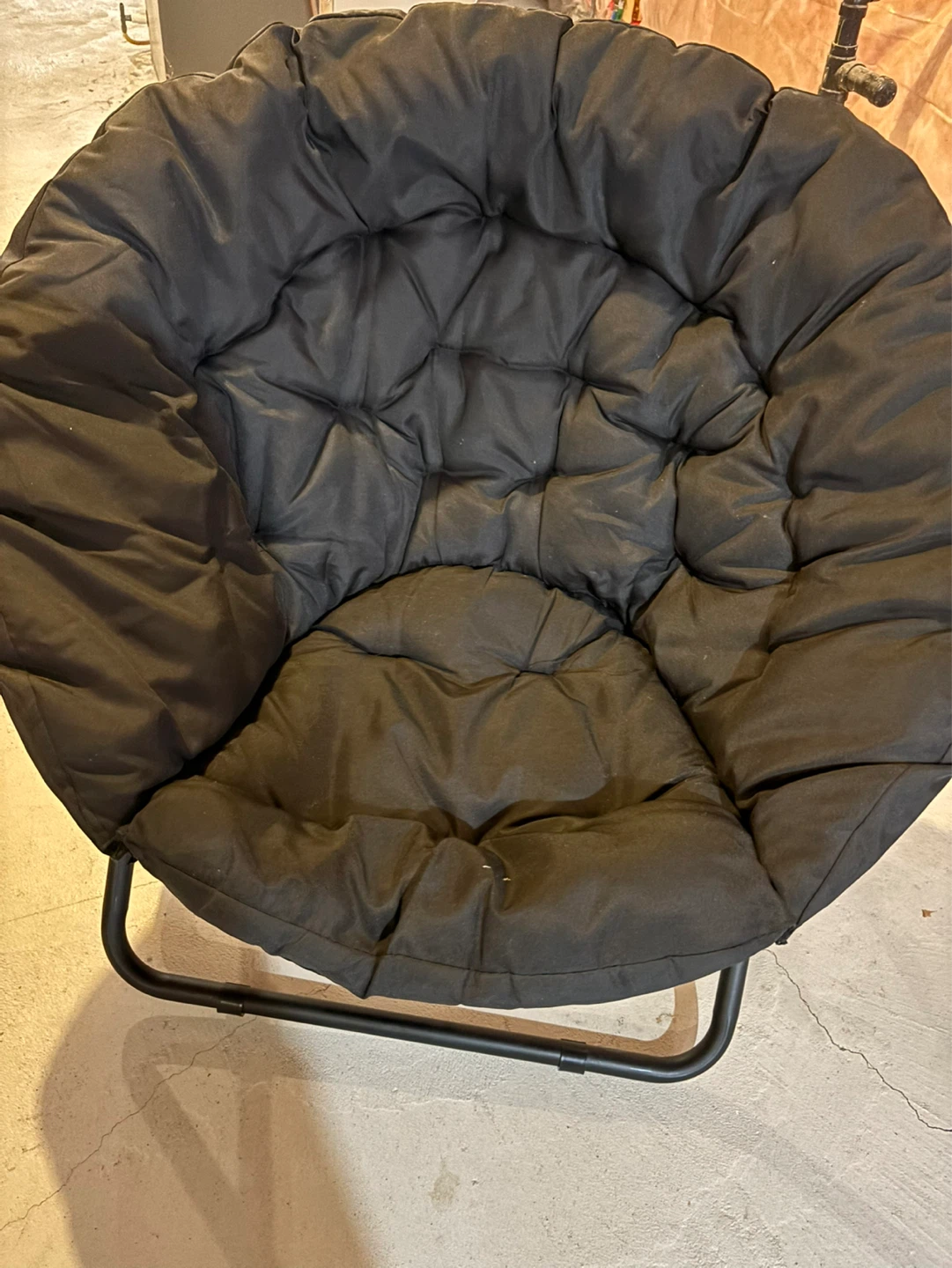 Black Saucer Chair