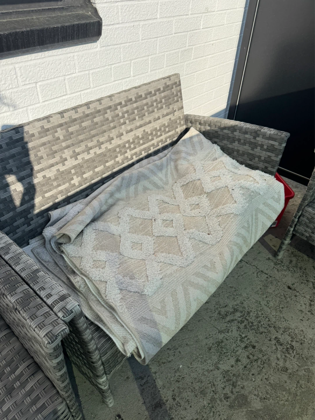 Cream Geometric Pattern Rug
