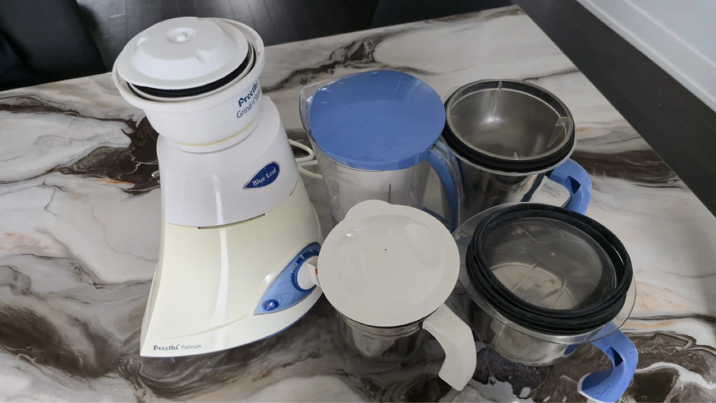 Preethi Platinum Mixer Grinder with 5 Jars - photo 2