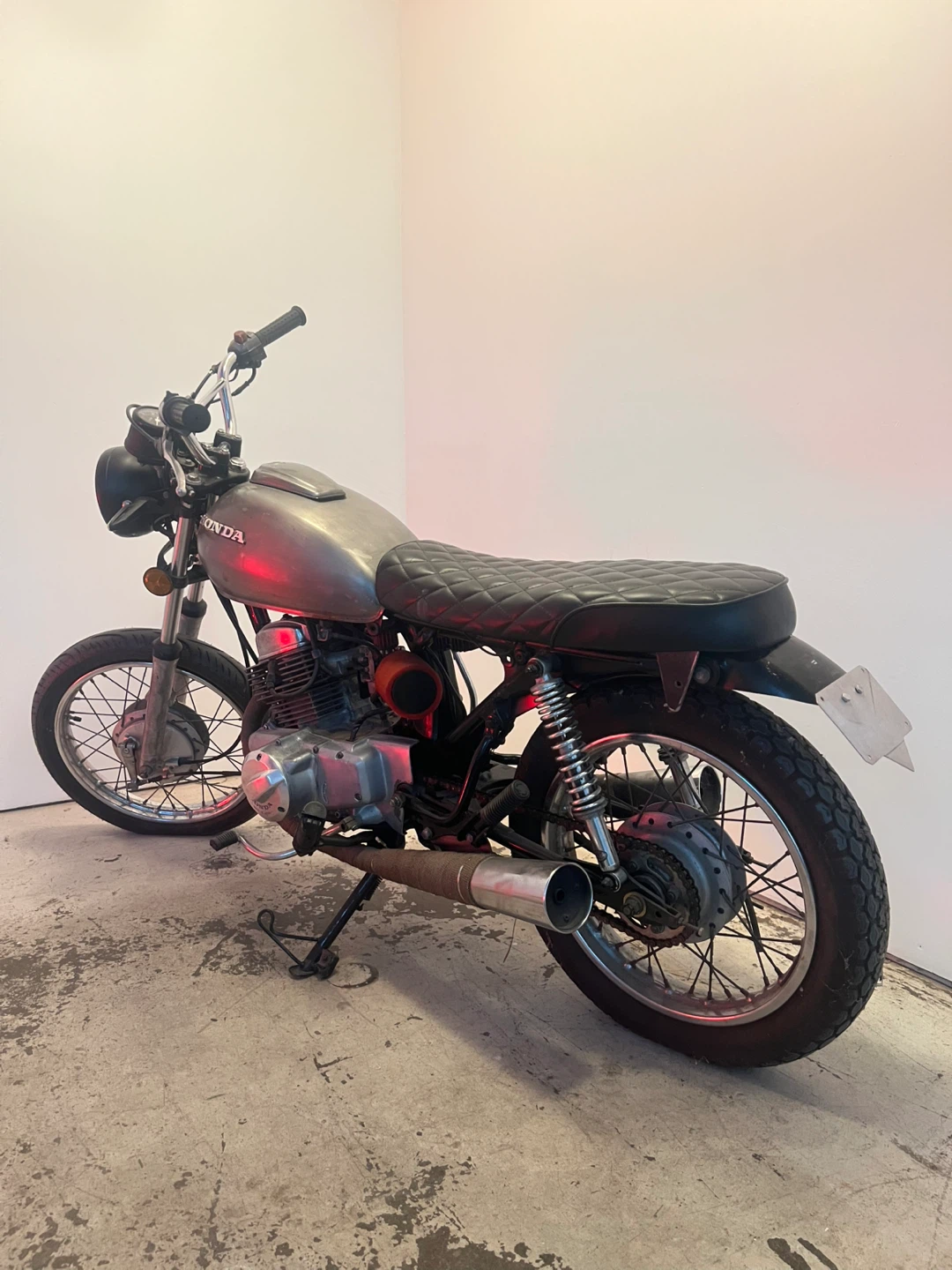 HONDA twinstar 200 - 1981 cafe racer - photo 3