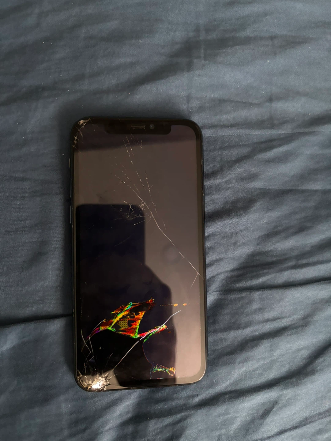 iPhone 11 Pro - photo 2