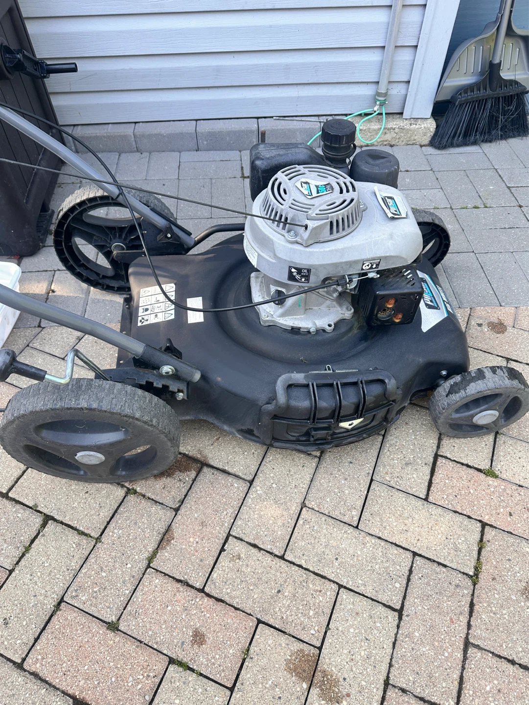 Lawn mower - photo 3