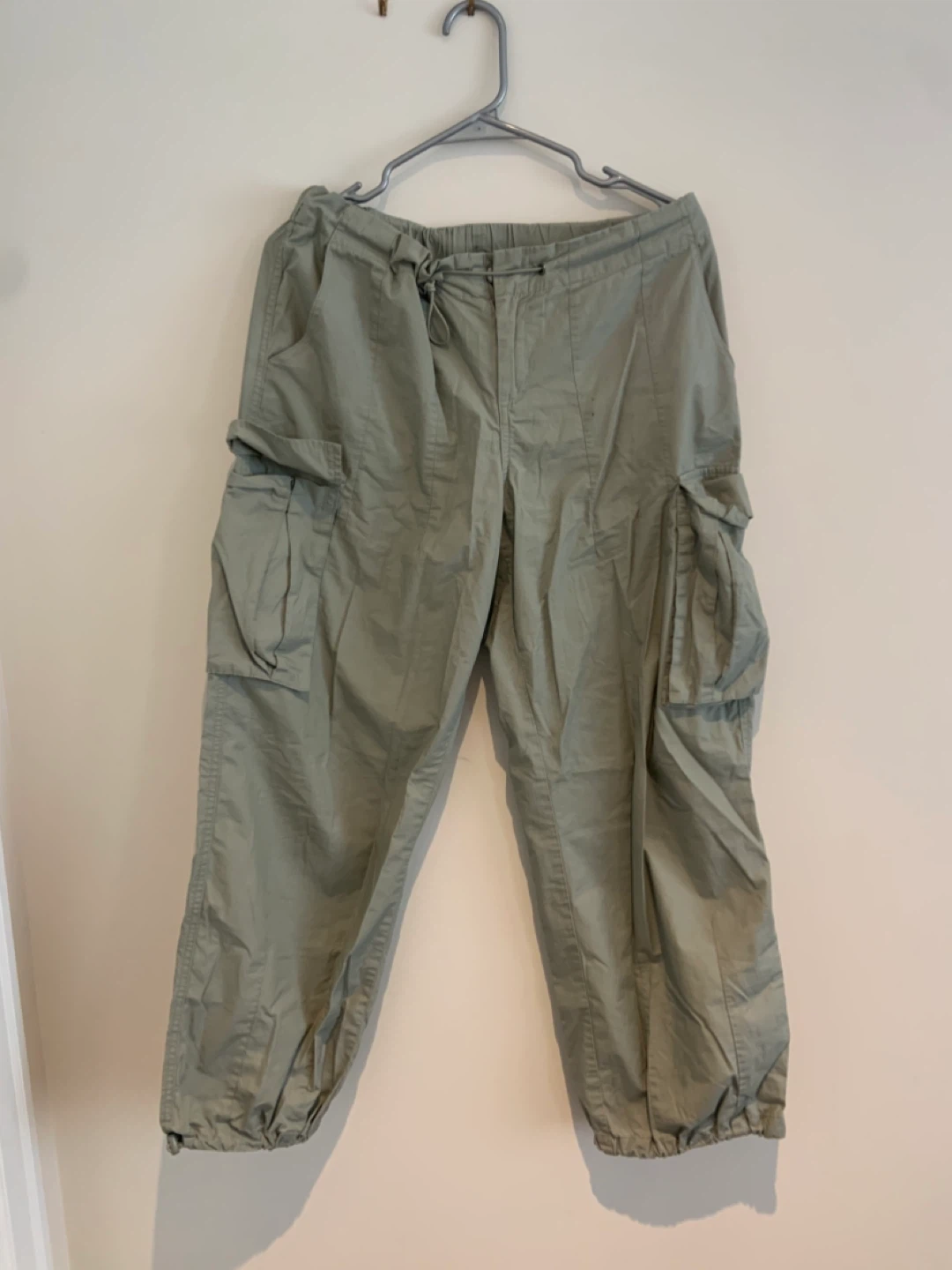 Lightweight Cargo Capris