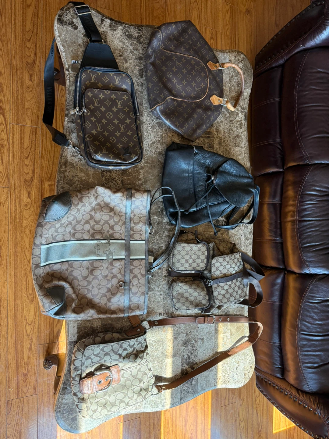 Moving Sale. Luxury bag Gucci, LV, Coach - photo 2