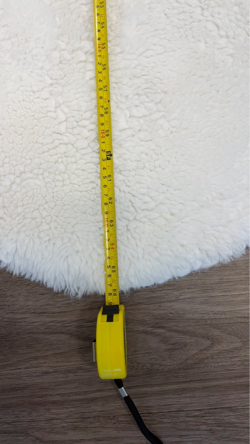 White faux fur runner. entry way rug. bedroom rug - photo 3