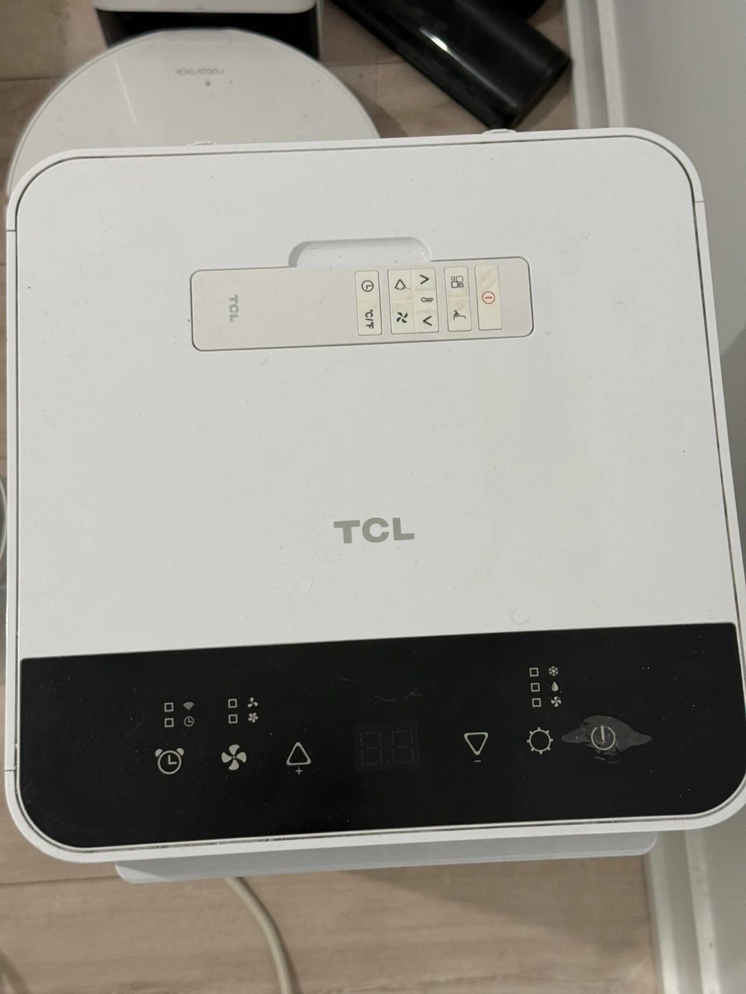 TCL Portable Air Conditioner & Vent Kit - photo 3