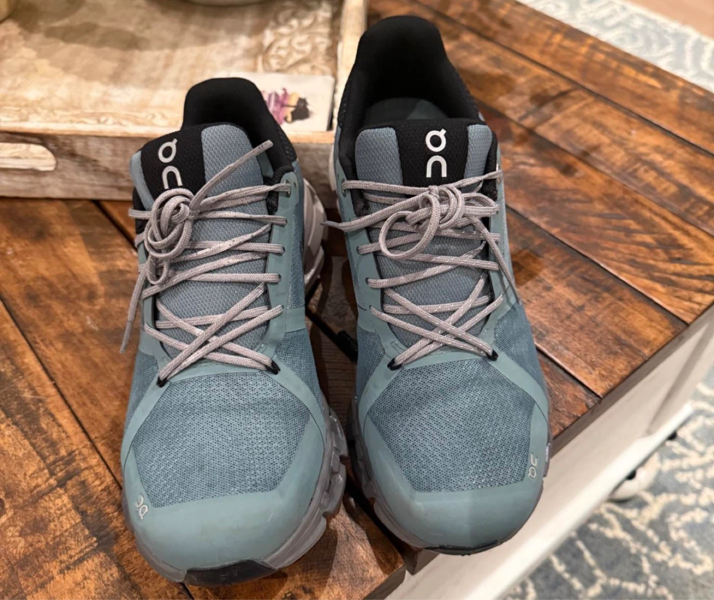 On Cloud Waterproof Running Shoes