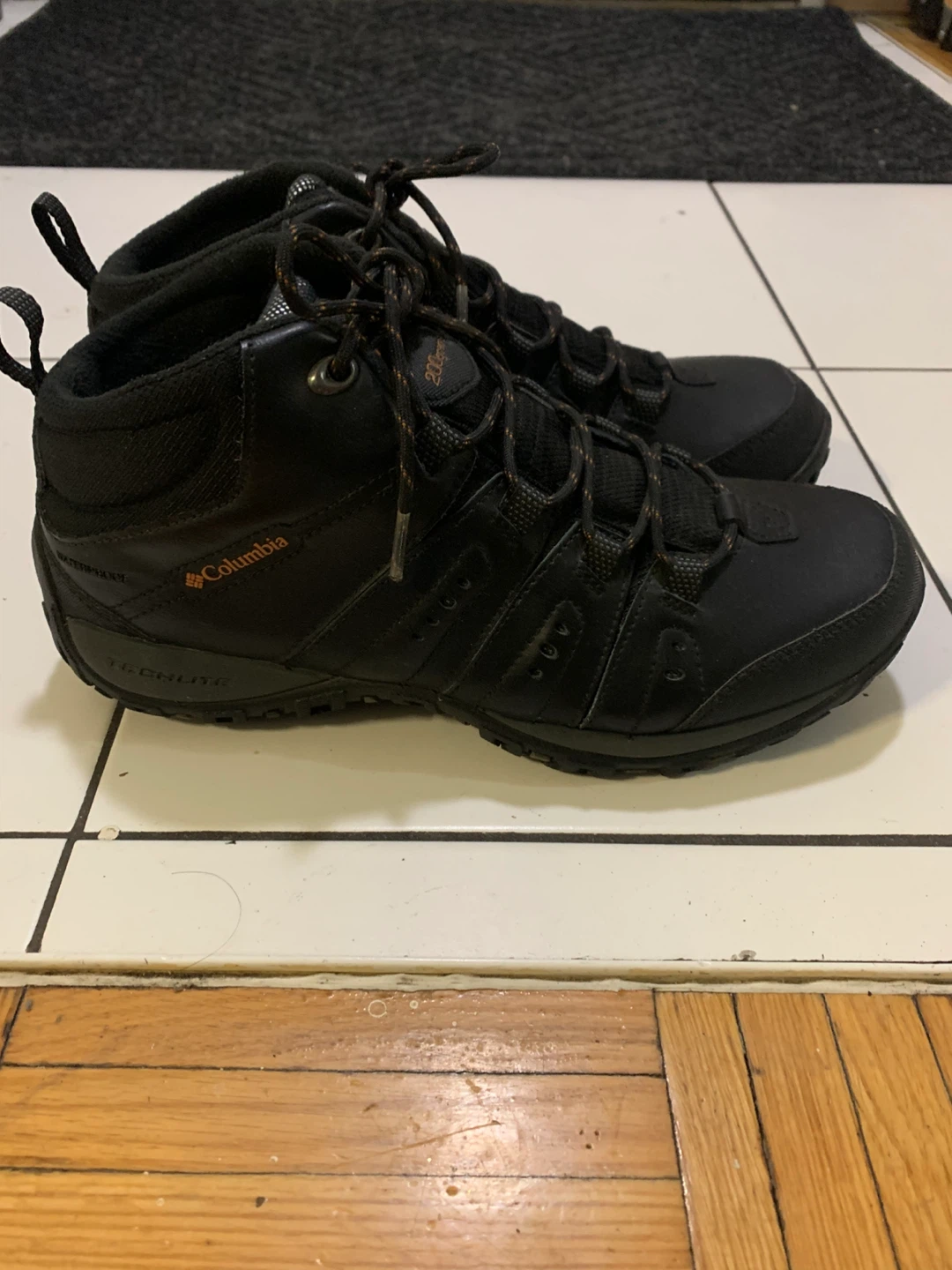 Columbia Black Hiking Boots - 200g Insulation - photo 3
