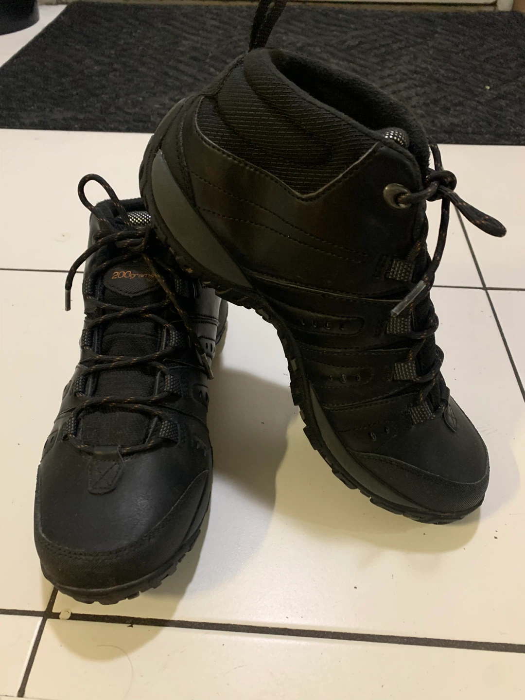 Columbia Black Hiking Boots - 200g Insulation