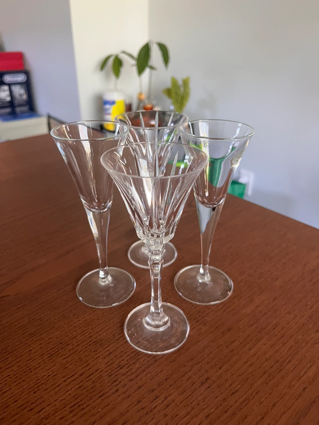 Set of 4 Clear Crystal Martini Glasses