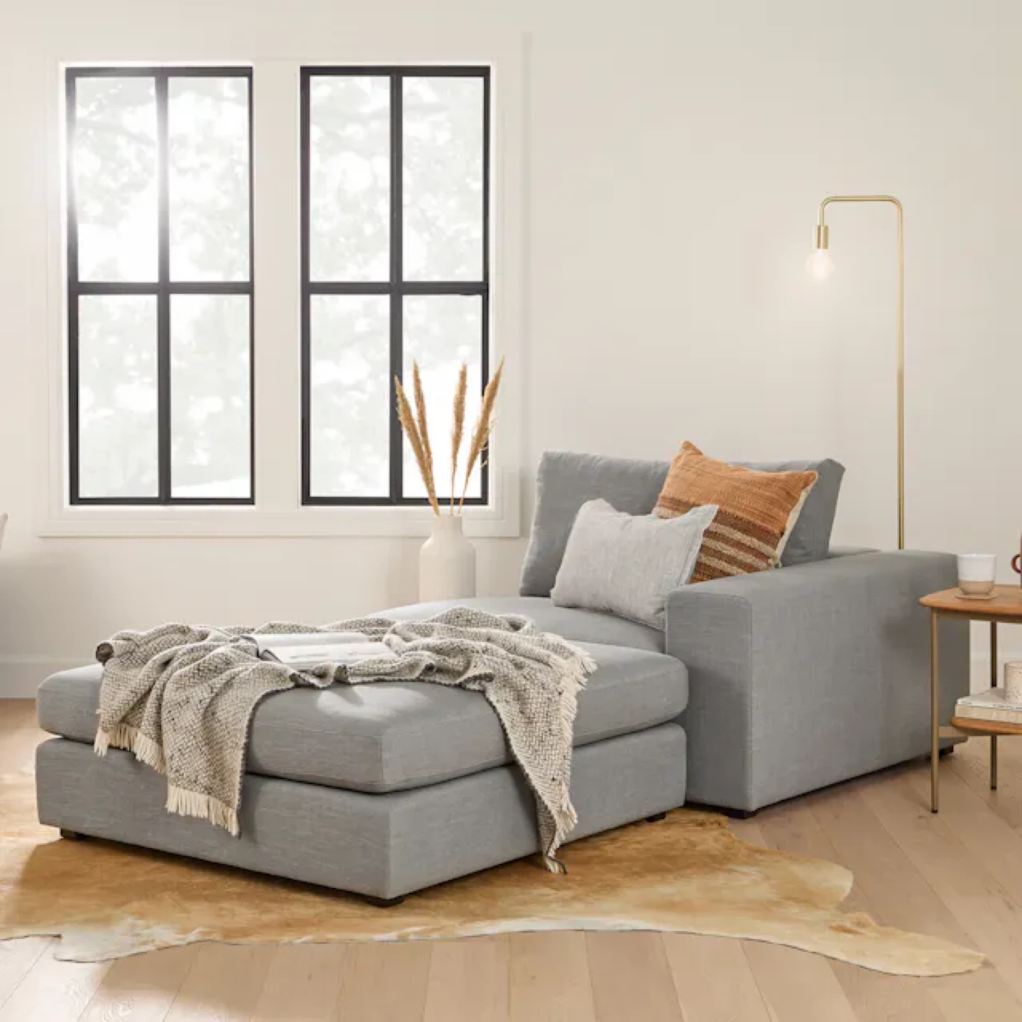 Modern gold floor lamp - photo 4