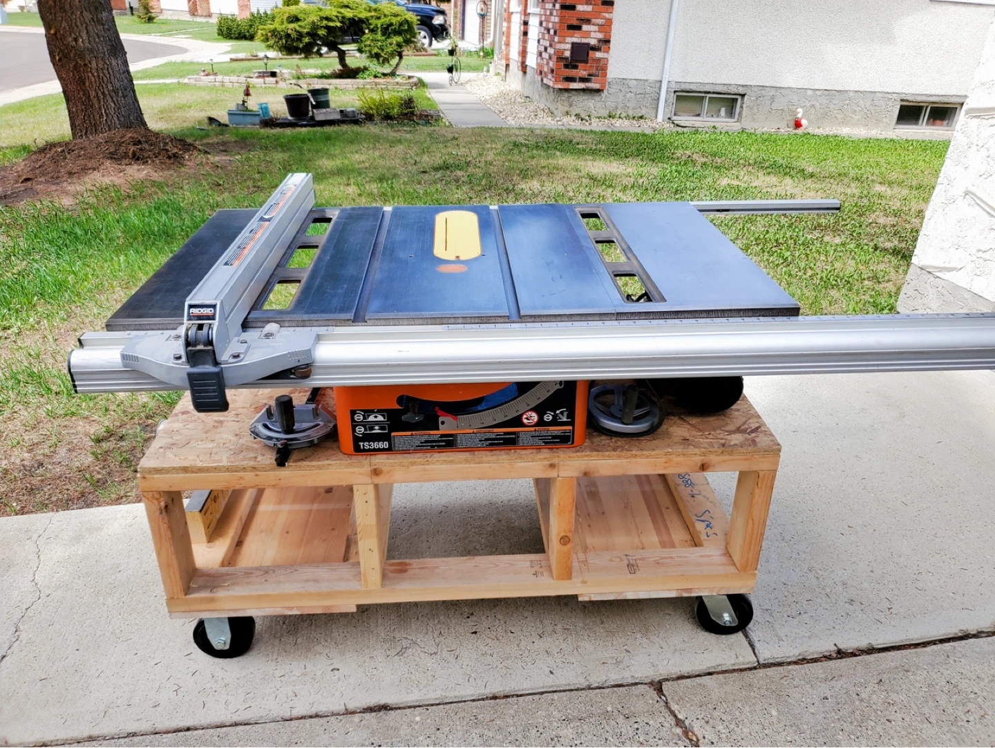 10 inch Contractor table saw