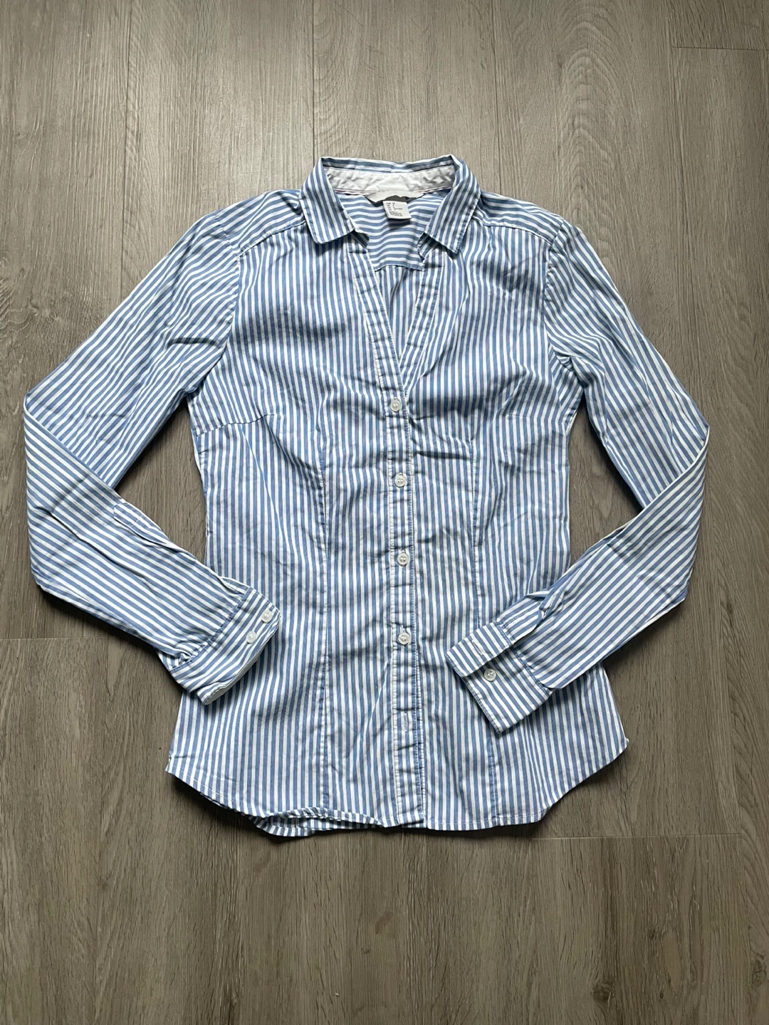 H&M Striped Button-Up Shirt Size 2 - photo 5