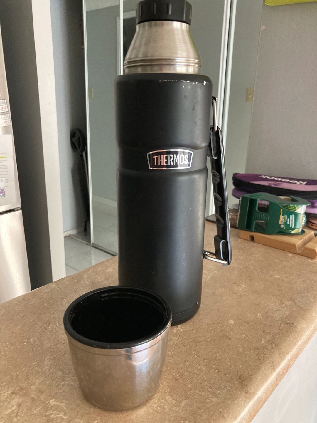 Thermos Vacuum Insulated Bottle - photo 2