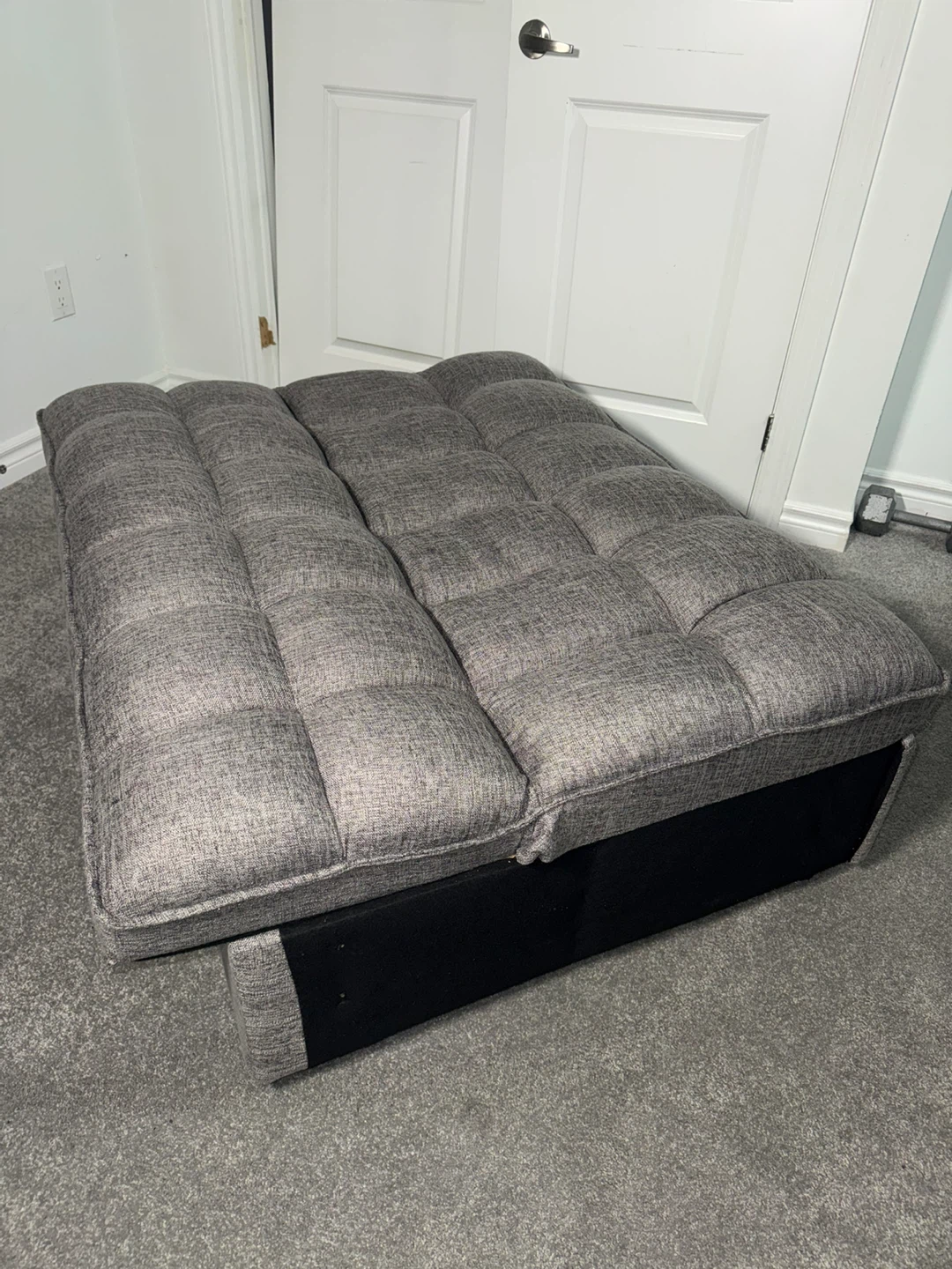 Grey tufted Ottoman Bench and Green Accent Chair. Both $40 - photo 5