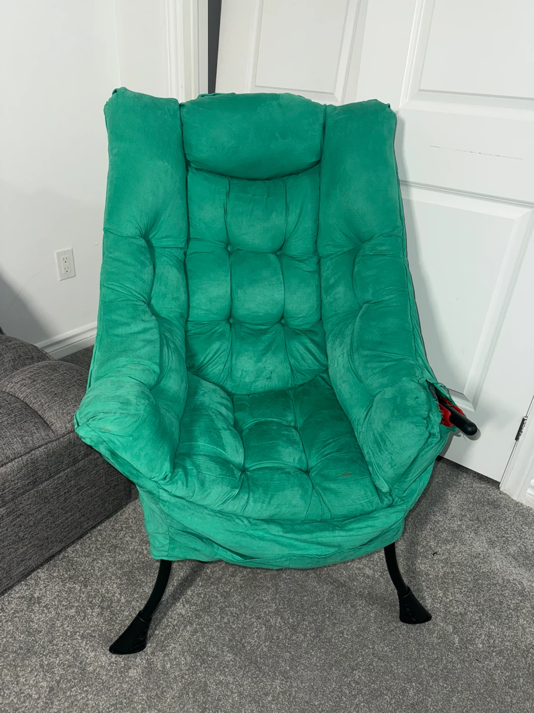 Grey tufted Ottoman Bench and Green Accent Chair. Both $40 - photo 2