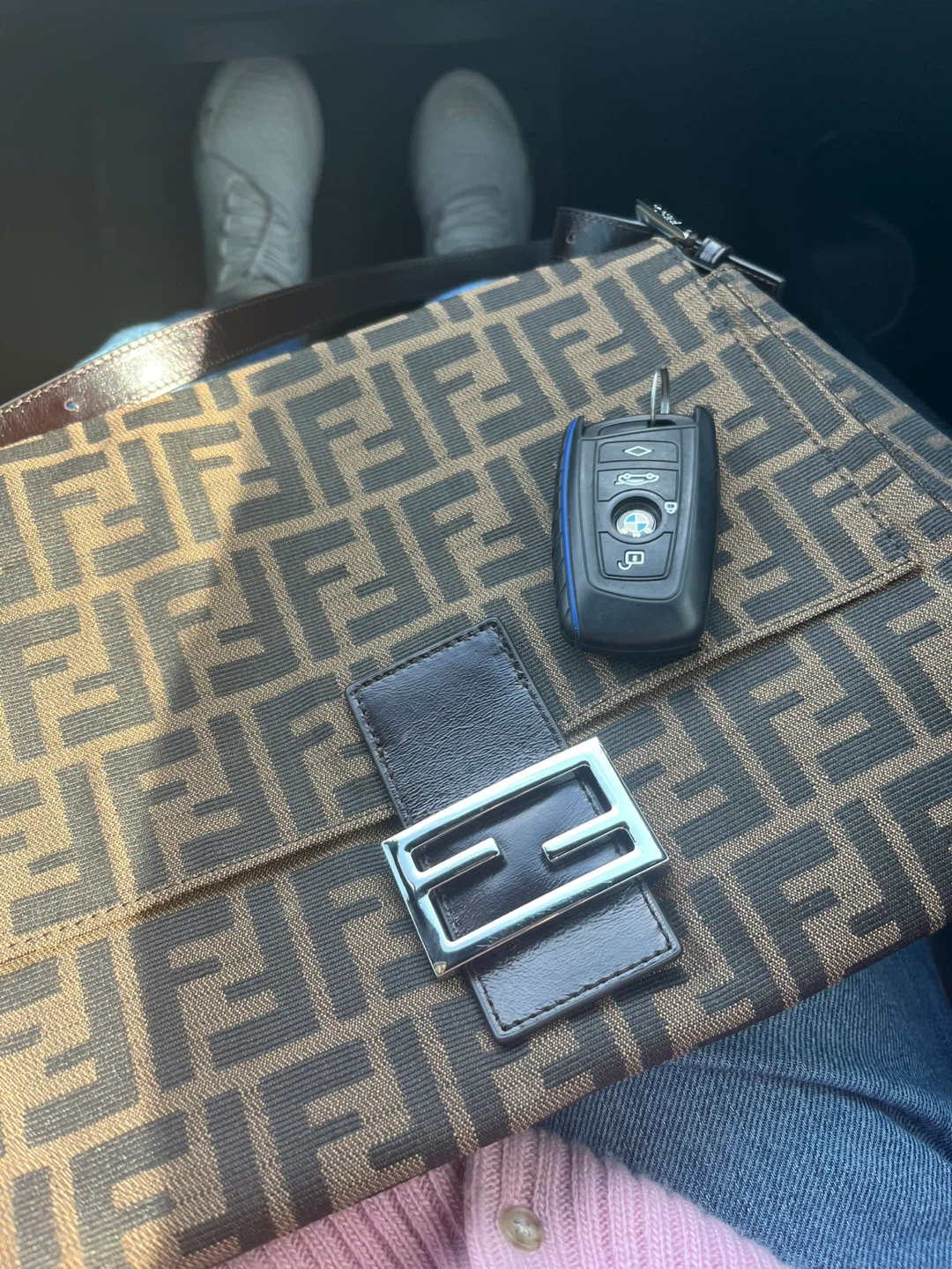 Fendi Zucca Baguette Bag - photo 4