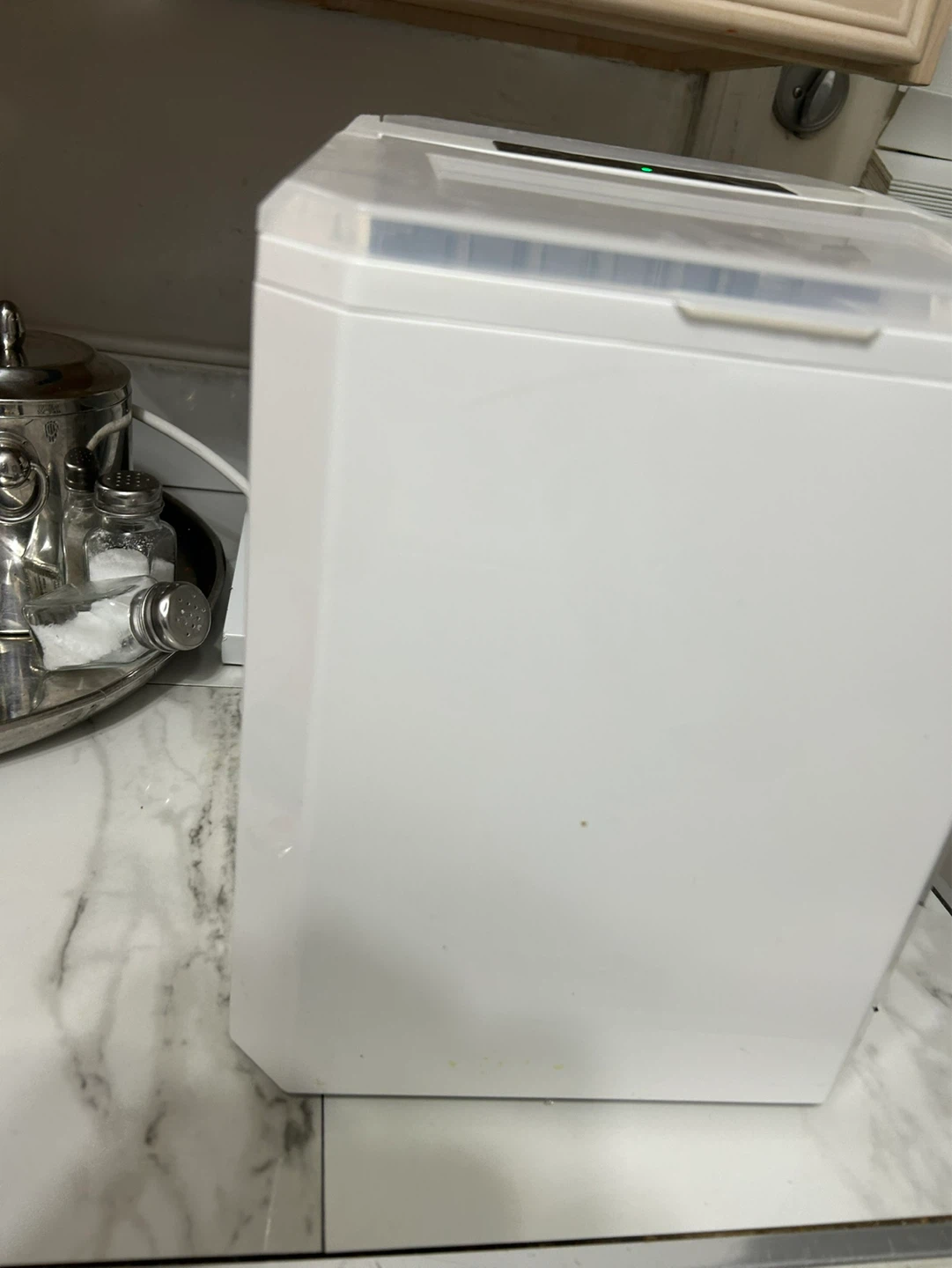 White Ice Maker - photo 4