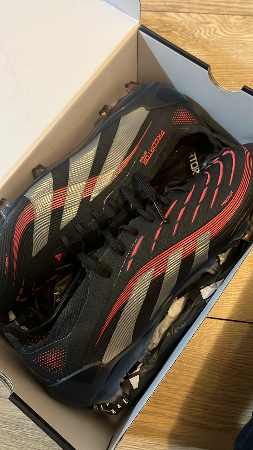 Brand New Adidas Predator Elites Red/Black Size 9.5 - photo 4