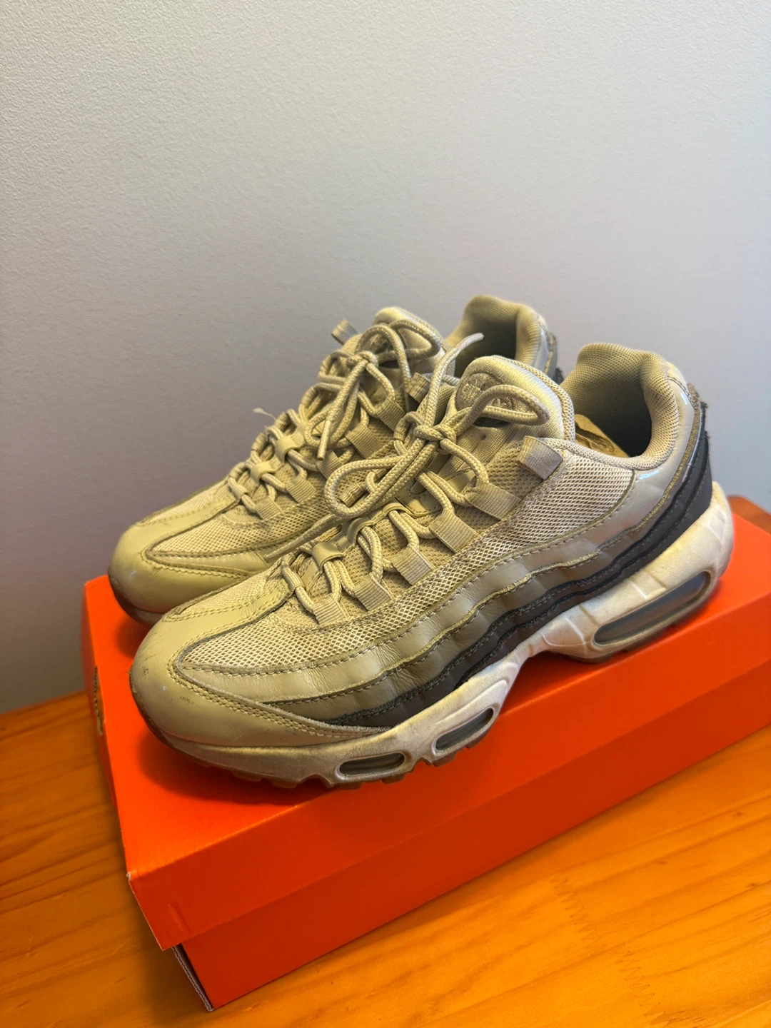 Nike Air Max 95 SE "Light Bone" - Womens 8.5