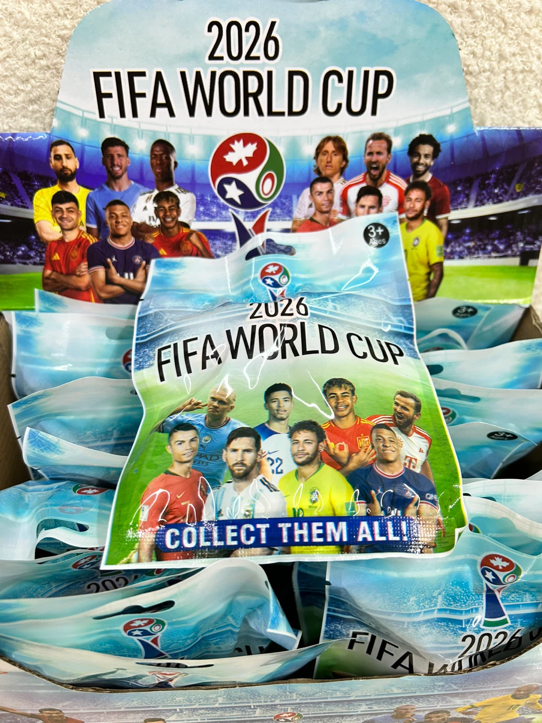 2026 FIFA World Cup Collection Blind Bags & Squishy Keychains - photo 3