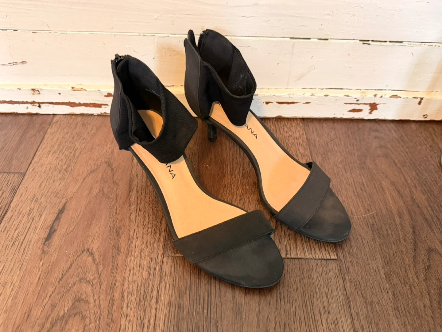 EUC Perfect Little Black Sandals - Moda Spana - photo 3