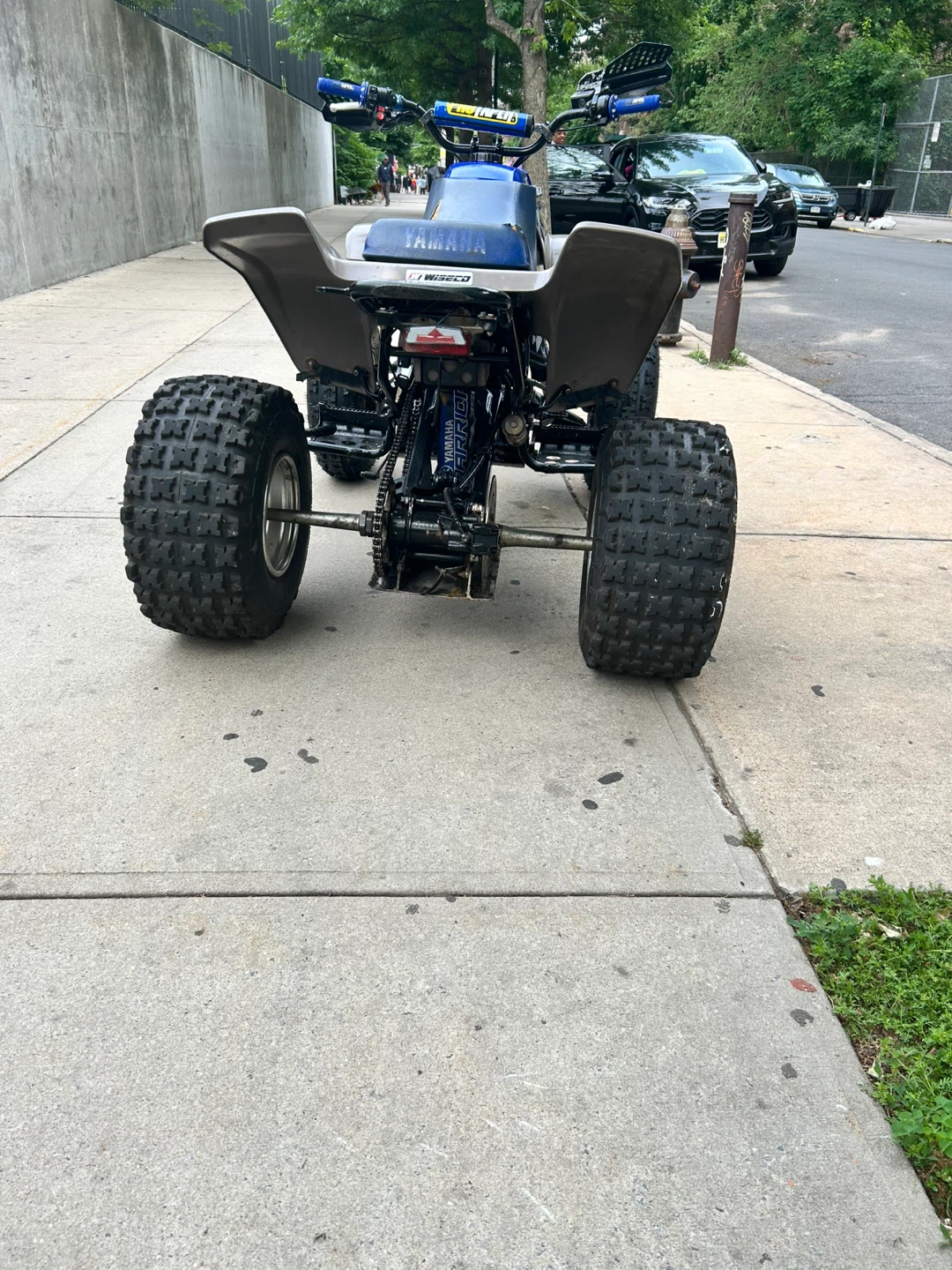 Yamaha Warrior Electric 350 ATV absolutely no trade - photo 4