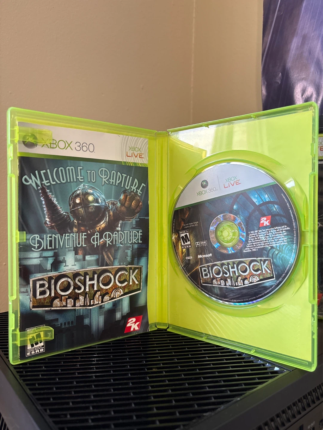 Xbox 360 BioShock, BioShock 2 and BioShock Infinite - photo 3