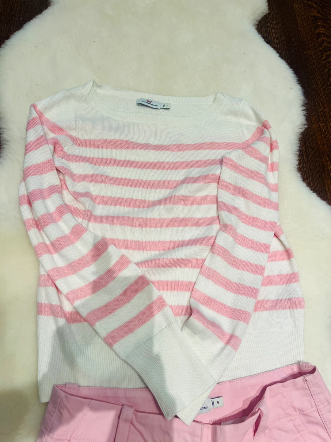Vineyard Vines Pink Shorts & Striped Sweater Set - photo 2
