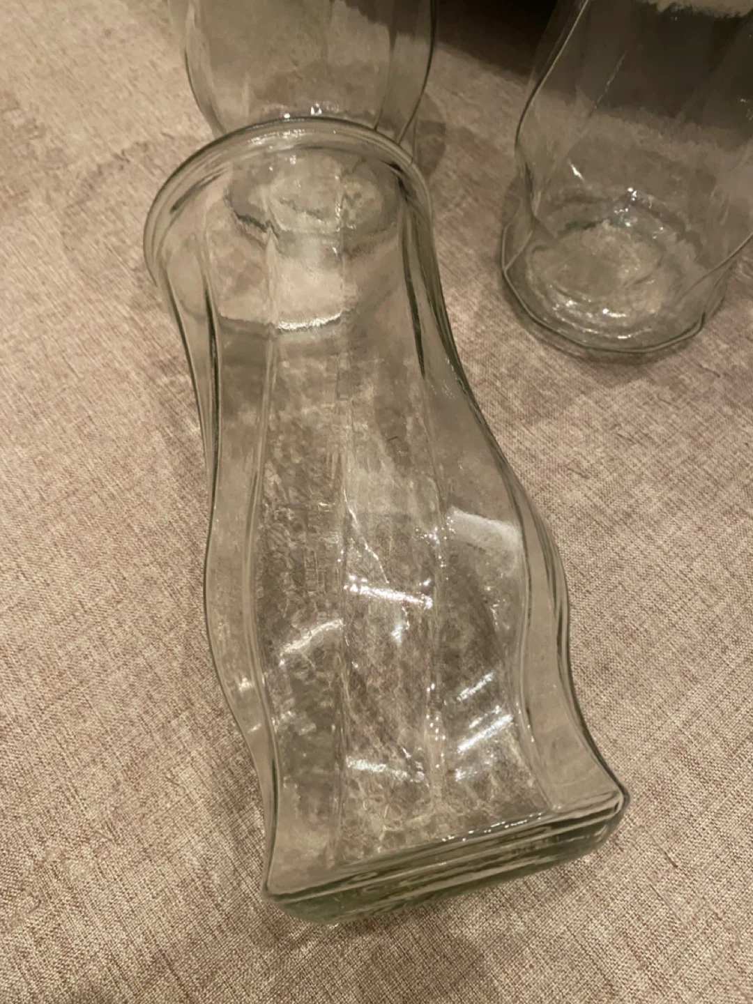 Set of 3 Clear Glass Vases - photo 2