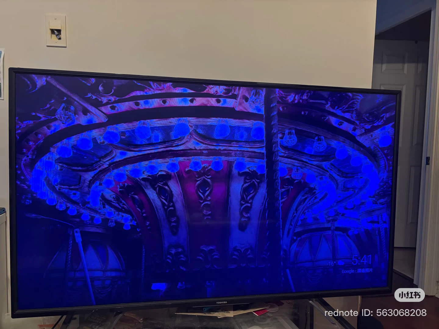 Toshiba 72" Television - photo 2