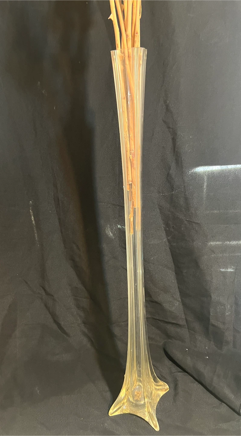 27” Tall Clear Glass Vase with Dried Roses - photo 2