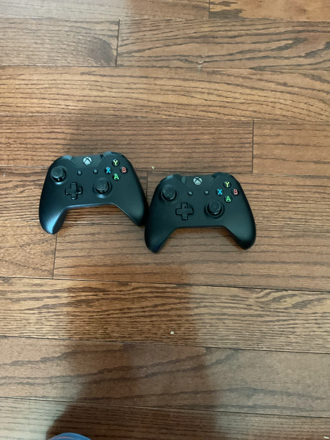 Xbox One Wireless Controllers - Black