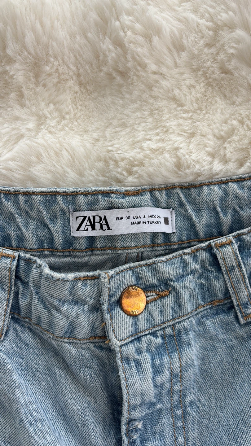 ZARA Light Wash Distressed Denim Jeans - photo 3