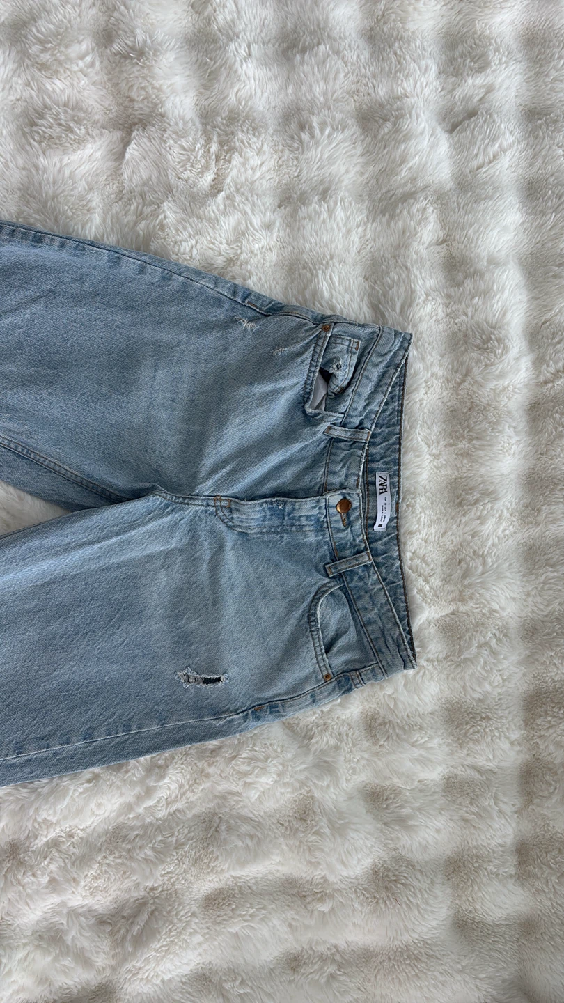 ZARA Light Wash Distressed Denim Jeans - photo 2