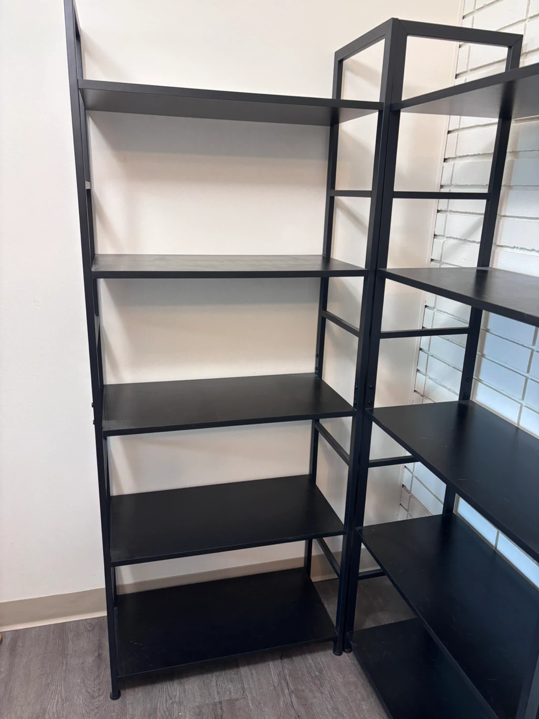 Black 5-Tier Modern Bookshelf / Storage Shelf – Like New - photo 2