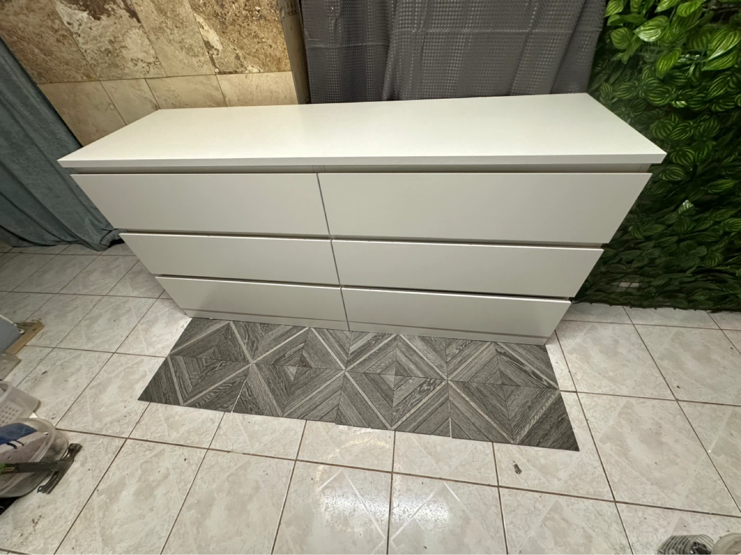 IKEA Modern 6‑Drawer Dresser — White, Great Condition