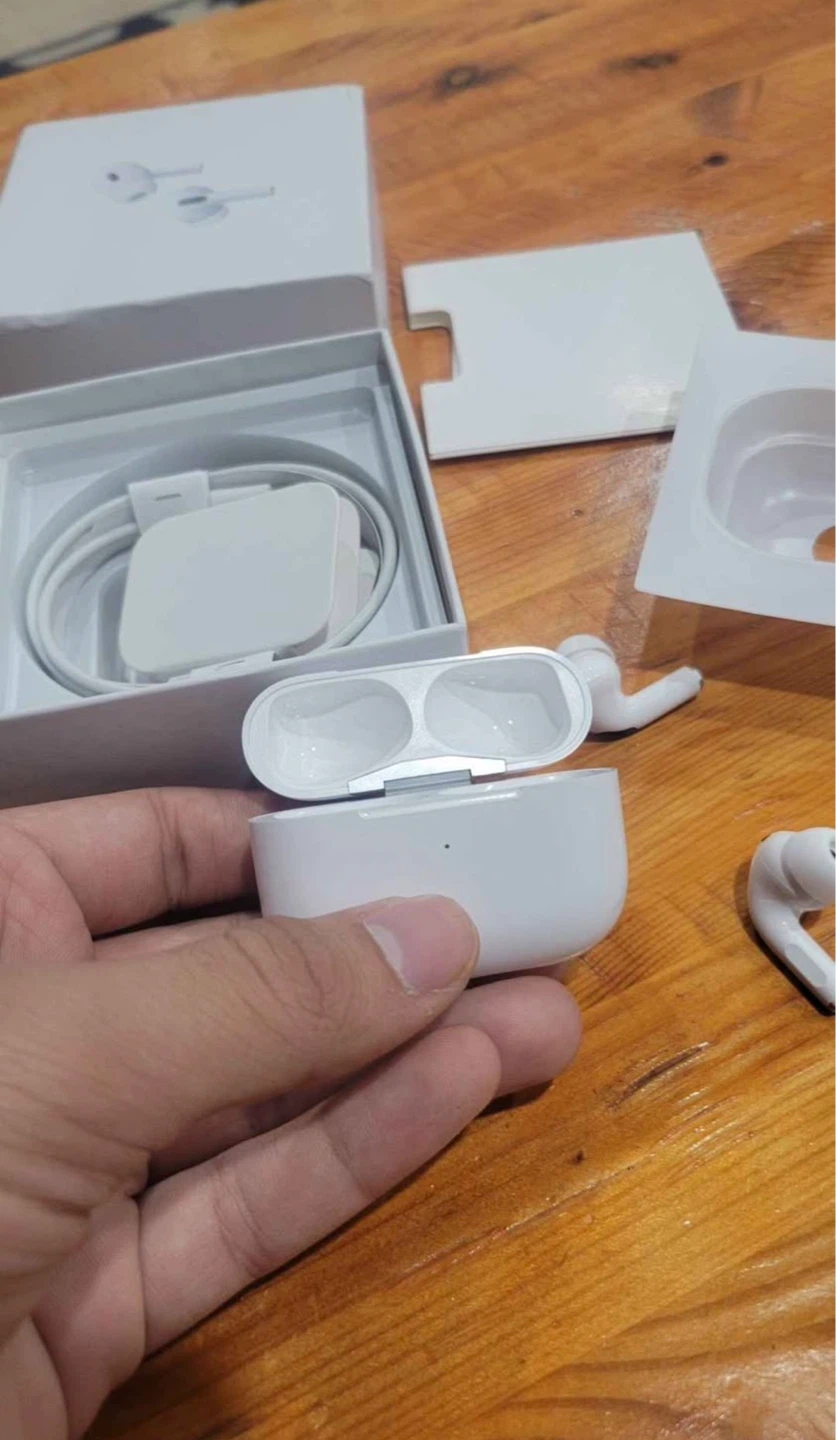 Earbuds for sale [send price]
