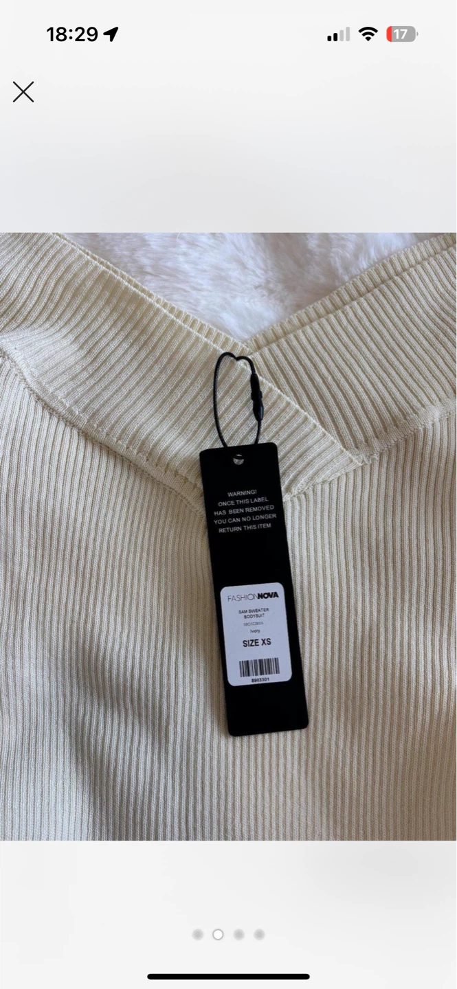 Fashion Nova Cream Ribbed V-Neck Bodysuit - photo 2