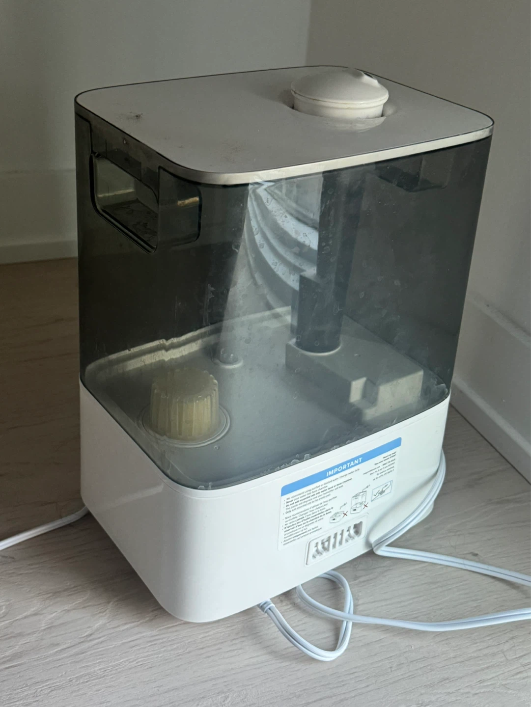LIKE NEW Levoit 6L Smart Humidifier - photo 3