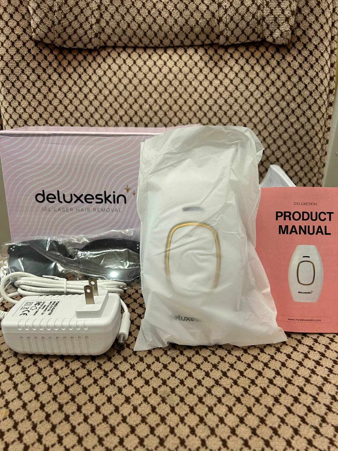 DeluxeSkin IPL Laser Hair Removal Device