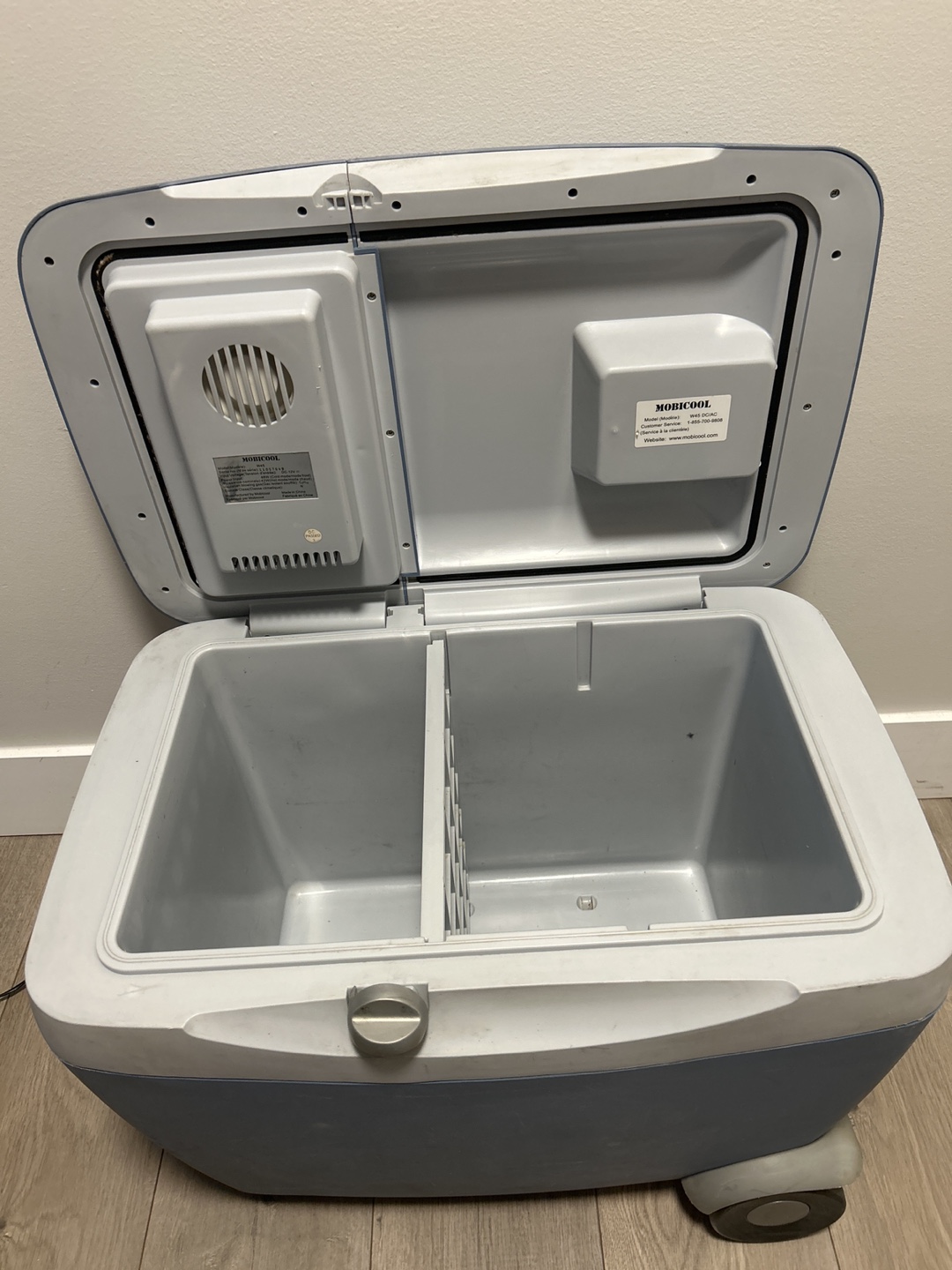Mobicool W45 Portable Cooler / warmer - photo 2