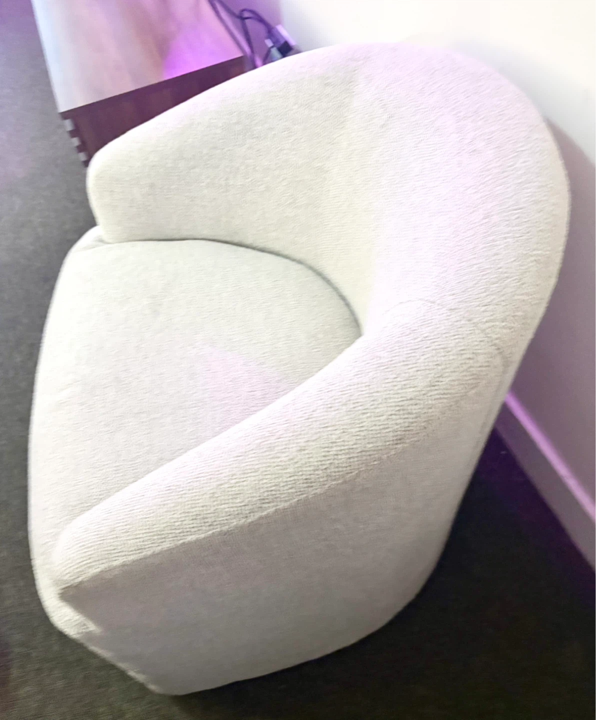 Cozy Swivel Armchair - Boucle Fabric - photo 3