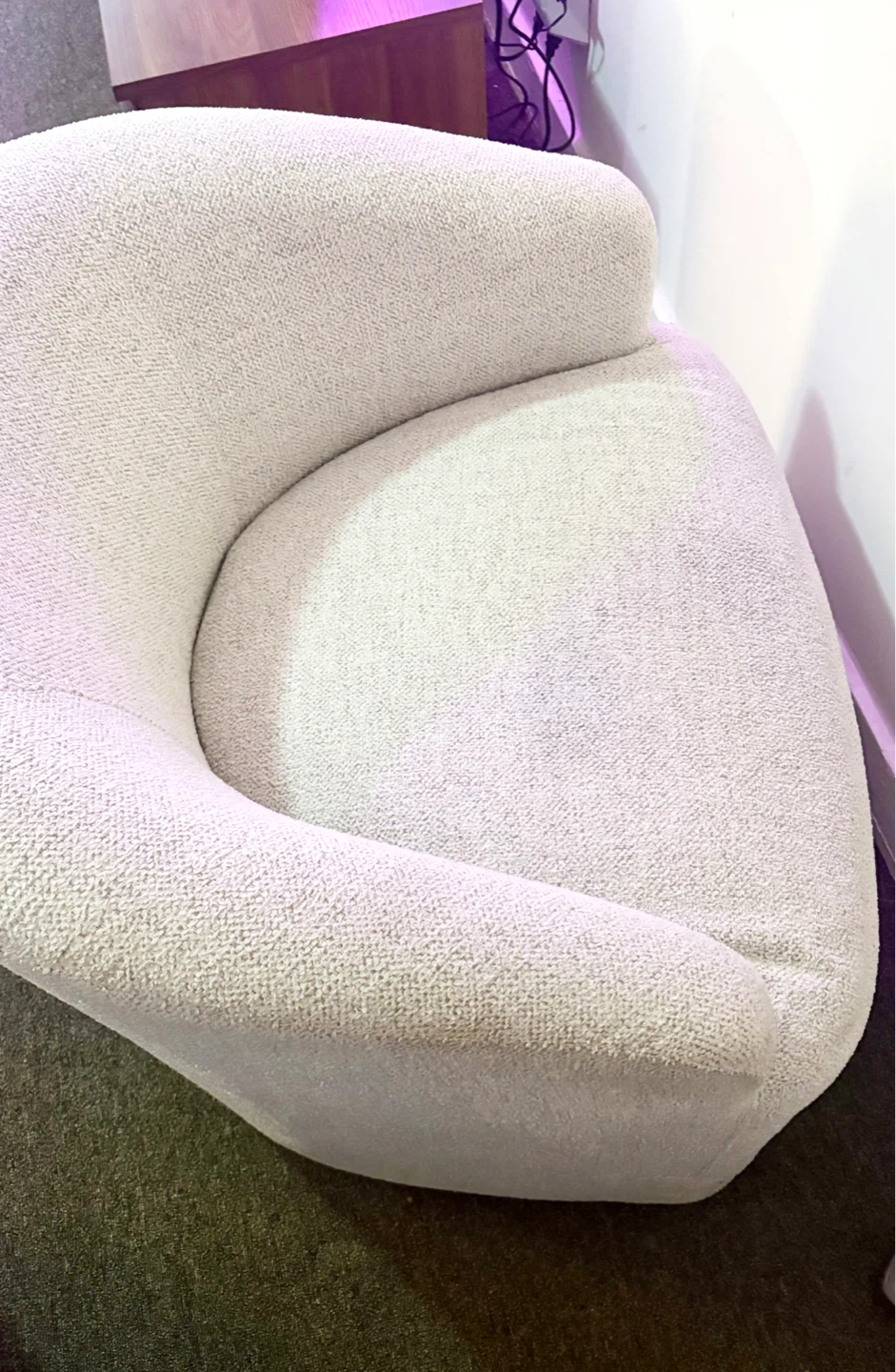 Cozy Swivel Armchair - Boucle Fabric - photo 5
