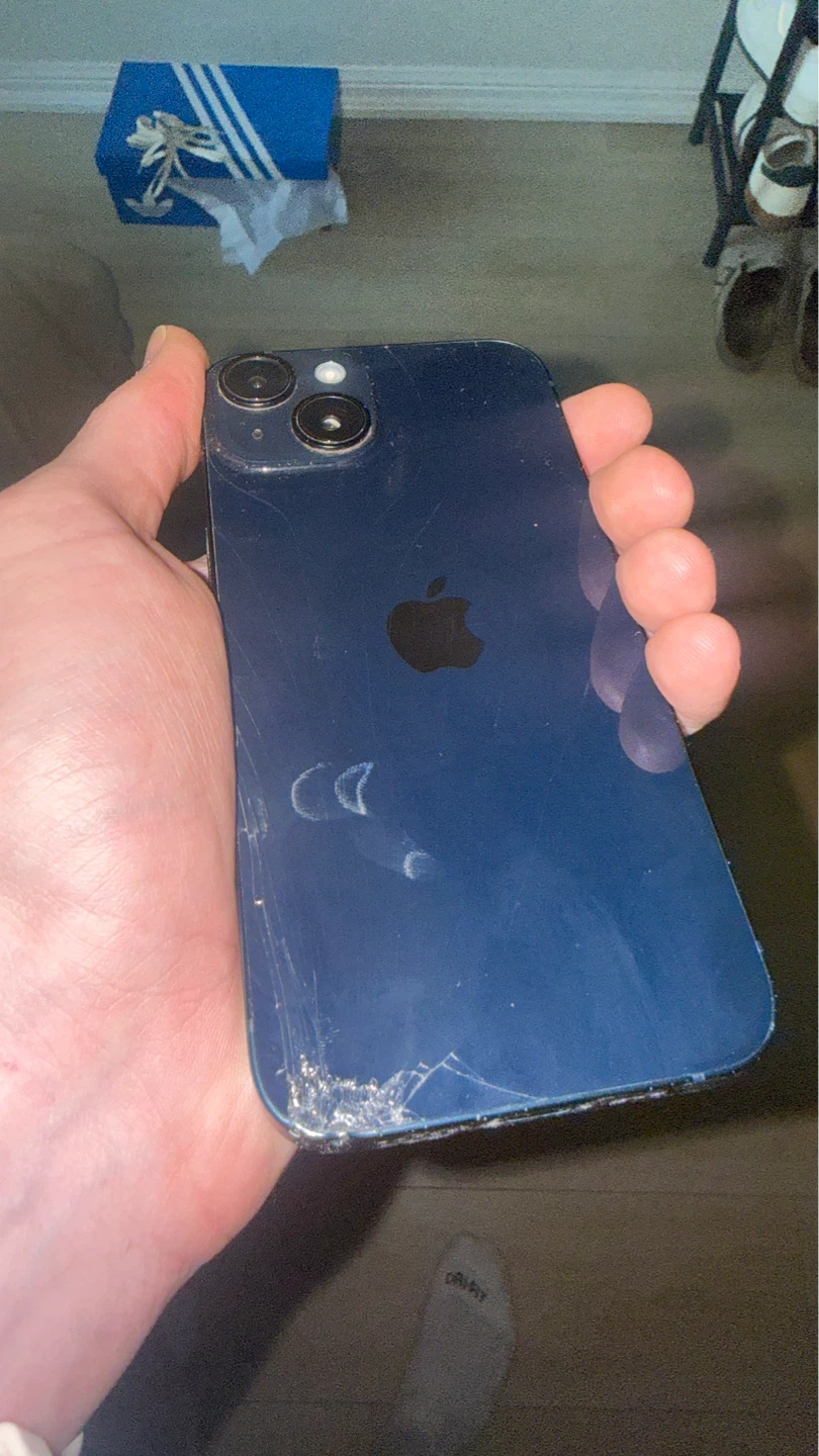 Apple iPhone 14 - photo 4